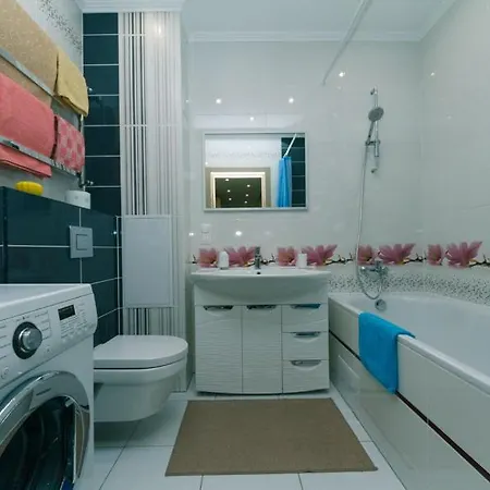 Apartment осокорки современные люкс с 2-мя спальнями пр бажана Kyiv